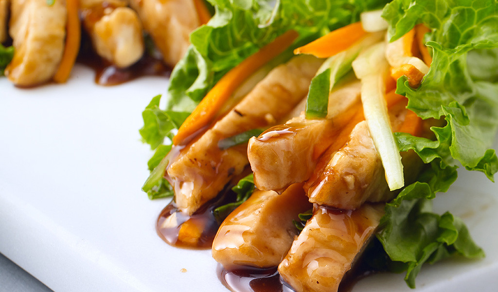 Wrap de laitue au poulet, façon banh mi Olymel
